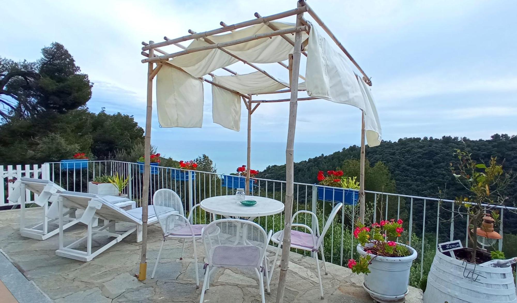 Message In A Bottle Bed And Breakfast Camporosso  Esterno foto